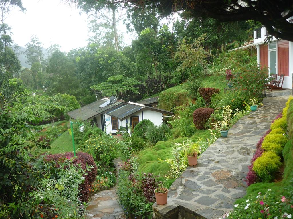 Hatton Summer House Rum bild